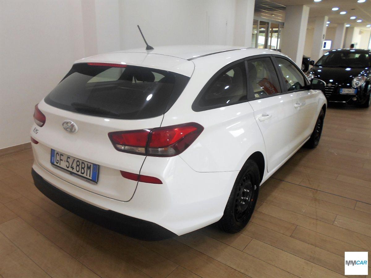 HYUNDAI - i30 Station Wagon - 1.4 Comfort