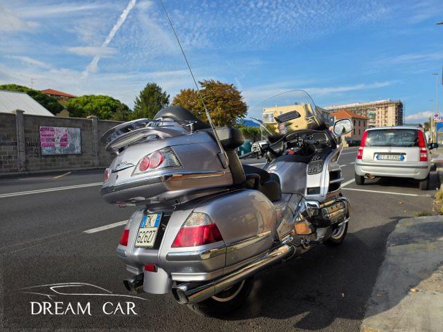 HONDA GL 1800 GOLD WING TOUR - NAVI - AIRBAG - RETROMARCIA