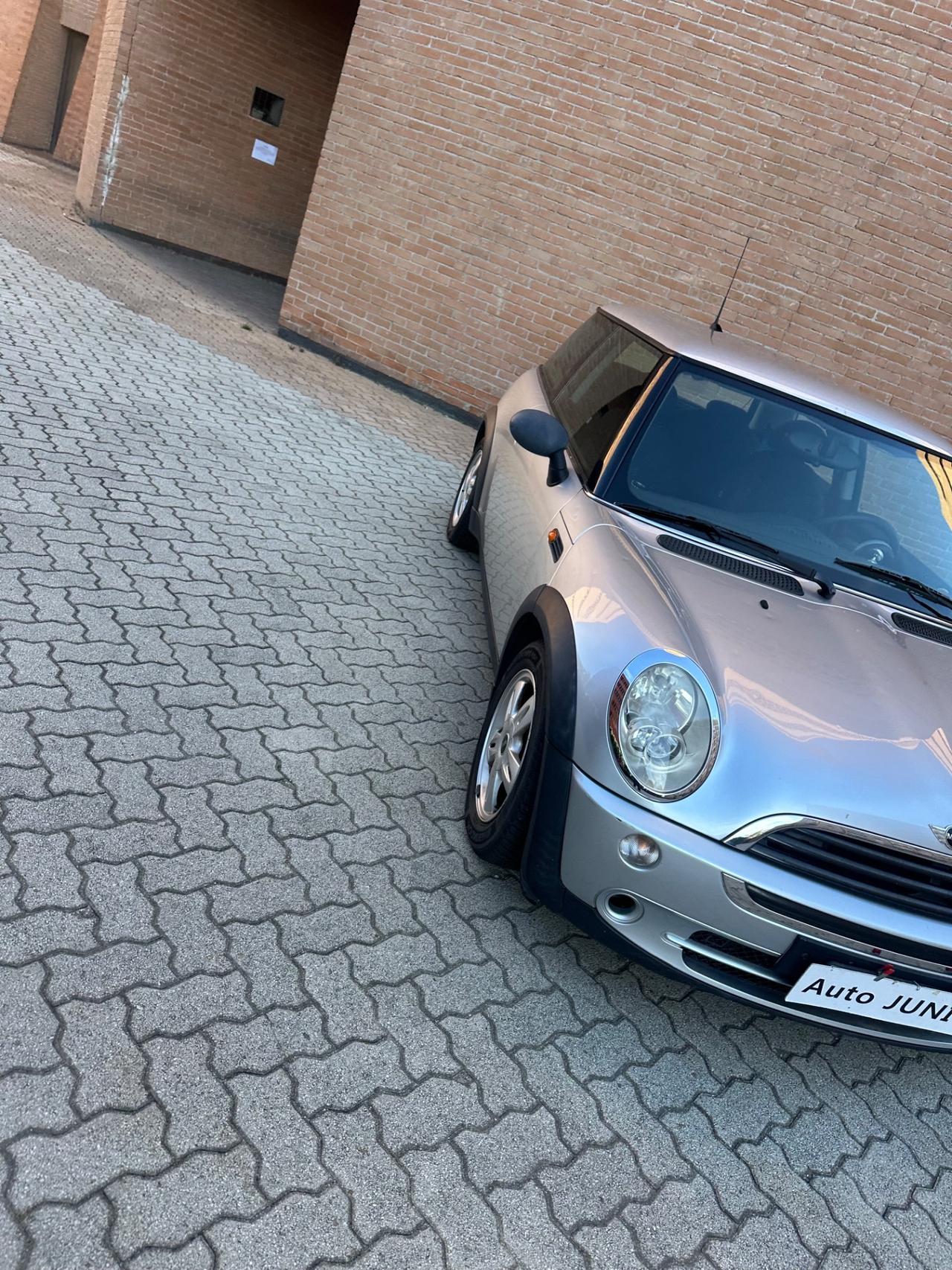 Mini 1.6 16V One de luxe