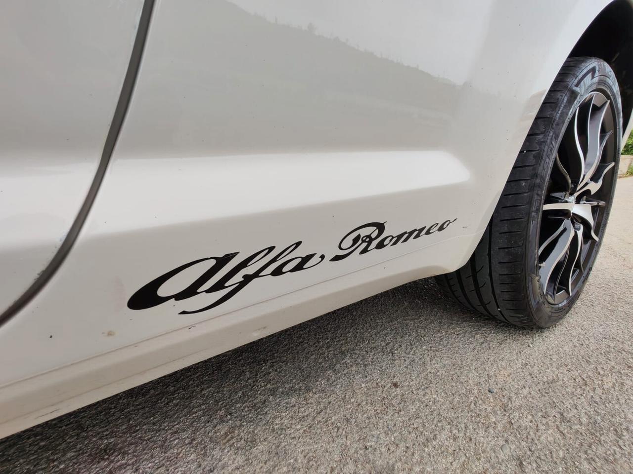 Alfa Romeo MiTo 1.4 T 120 CV GPL Distinctive Sport Pack
