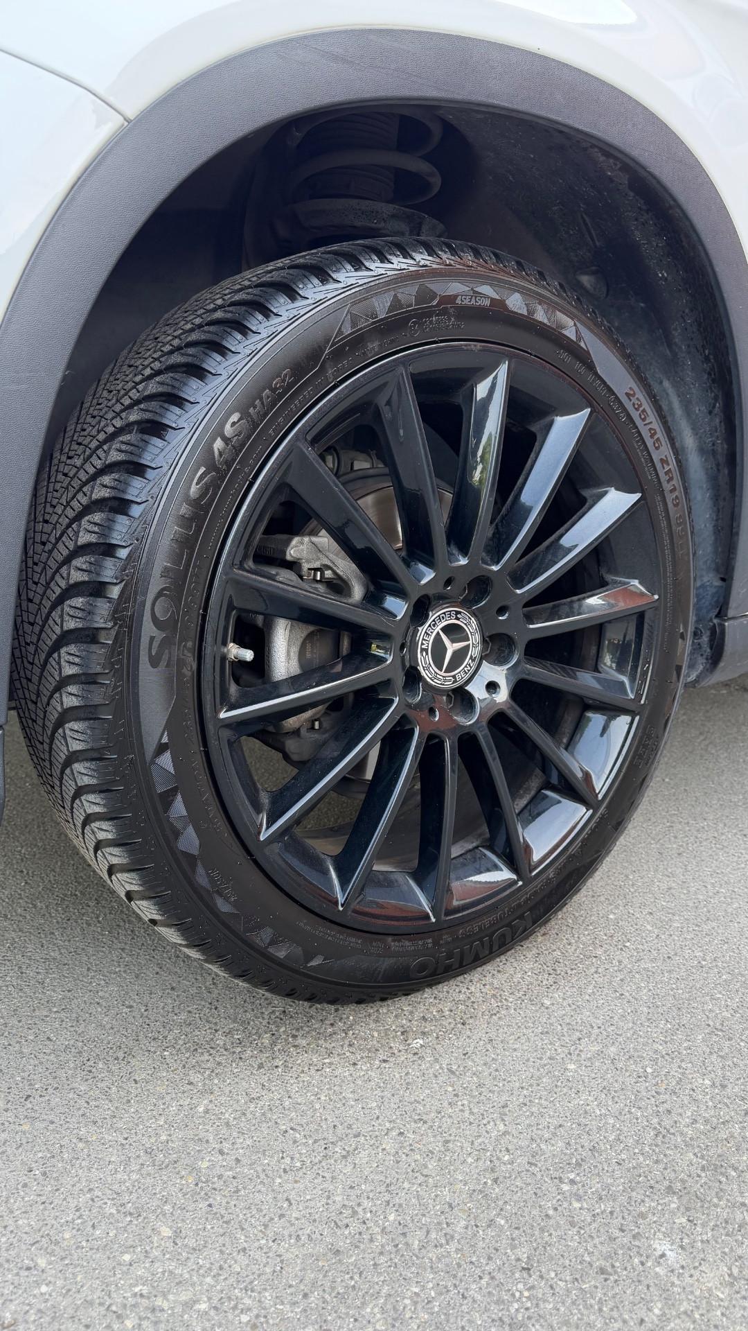 Mercedes-benz GLA 200 Premium night edition