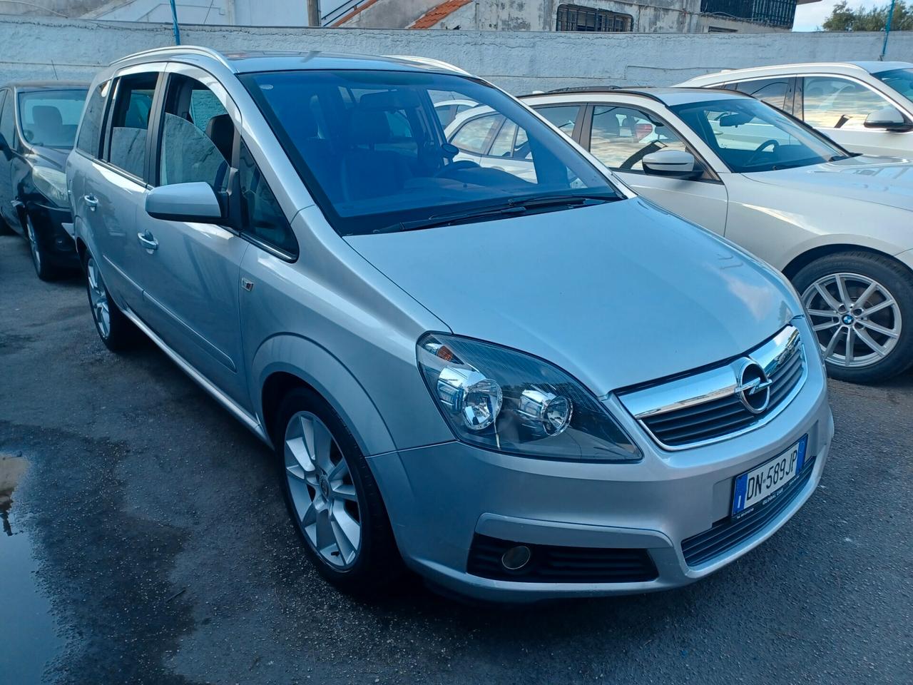 Opel Zafira 1.9 CDTI 120CV Cosmo UNICO PROPRIETARIO 7 POSTI
