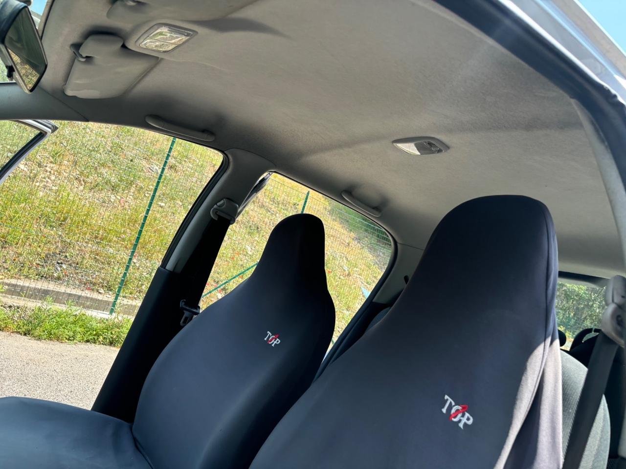 Toyota Yaris 1.0i 16V cat 5 porte