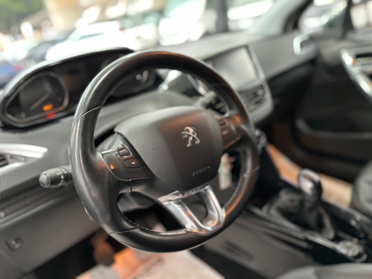 Peugeot 2008 1.6hdi 100cv ALLURE - 2016