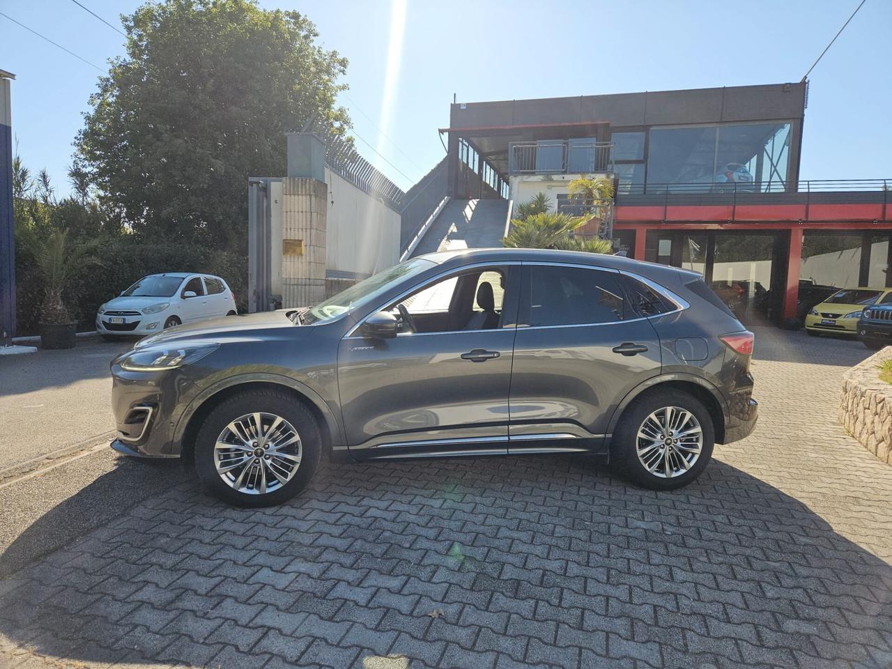 Ford Kuga 2.5 Full Hybrid 190 CV CVT AWD Vignale