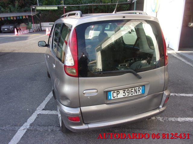 TOYOTA Yaris Verso 1.3i 16V cat Sol '03