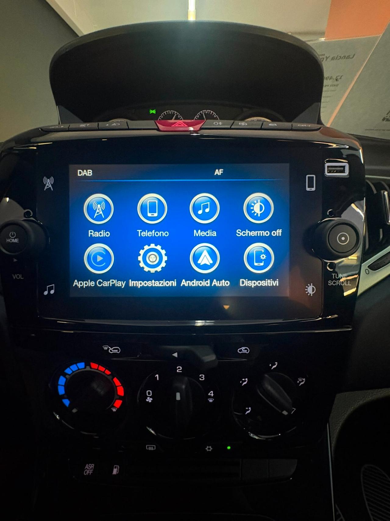 Lancia Ypsilon GPL ( Prezzo reale, no vincoli)
