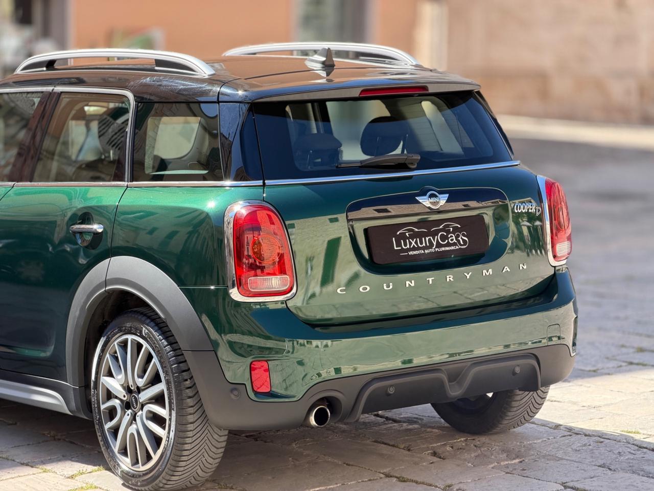 Mini Cooper D Countryman 2.0 Hype LED CARPLAY