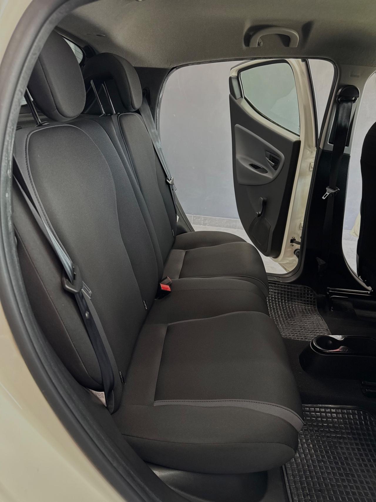 Lancia Ypsilon 1.2 Benzina Gold 44000 KM