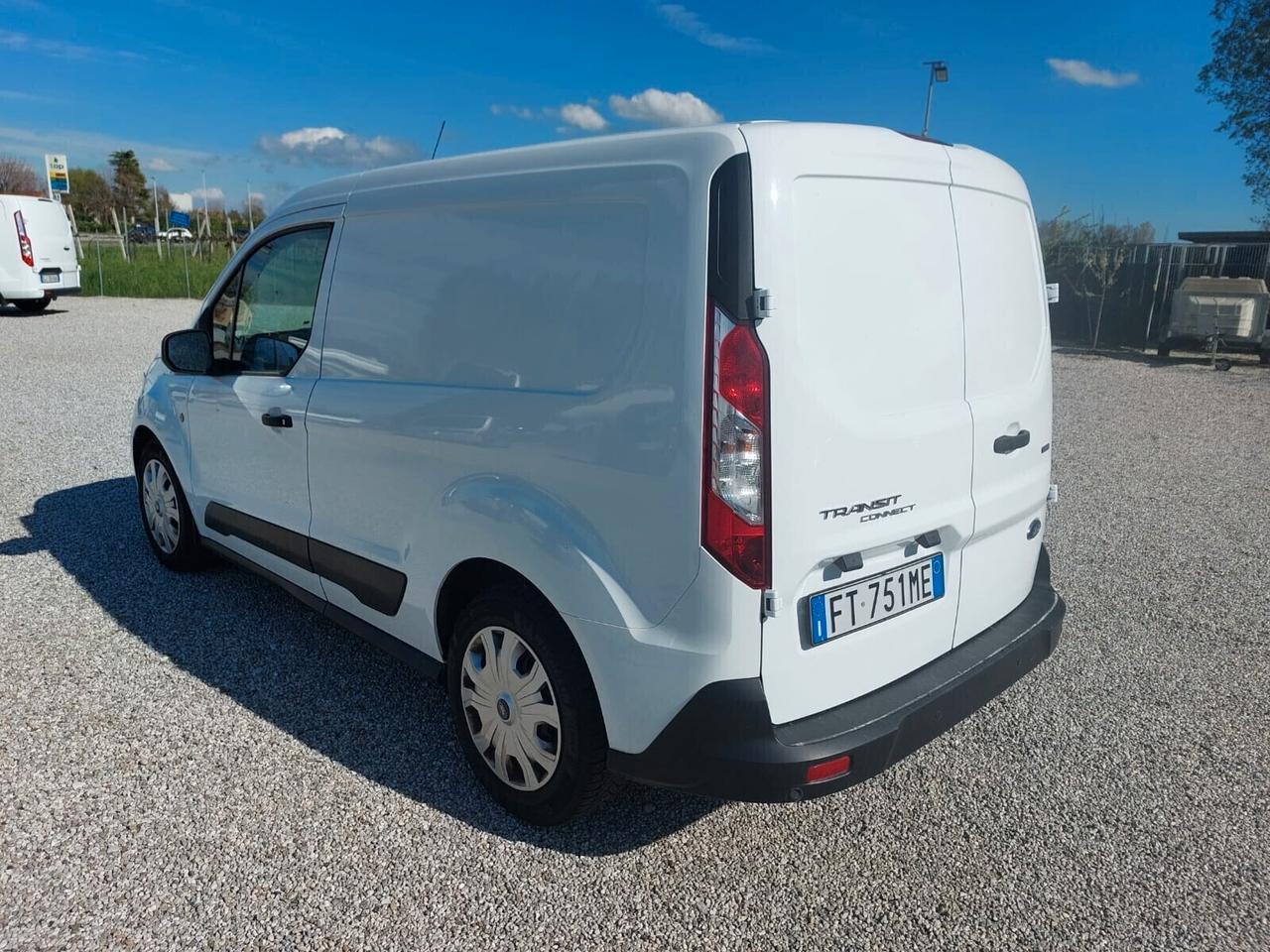 Ford Transit Connect 200 TREND L1H1 E6D TEMP 3 POSTI