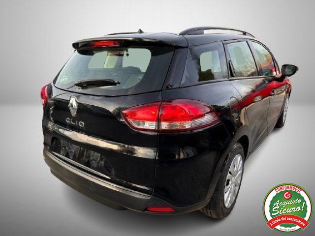 RENAULT Clio 1.2 16V 5 porte OK NEOPATENTATI Navi