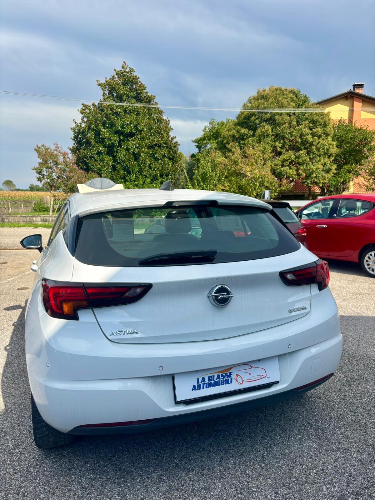 Opel Astra 1.0 ecoFLEX Start&Stop 105cv Sports NEOPATENTATI