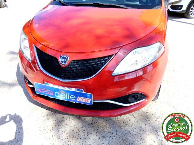 LANCIA Ypsilon 1.2 69 CV 5 porte Gold