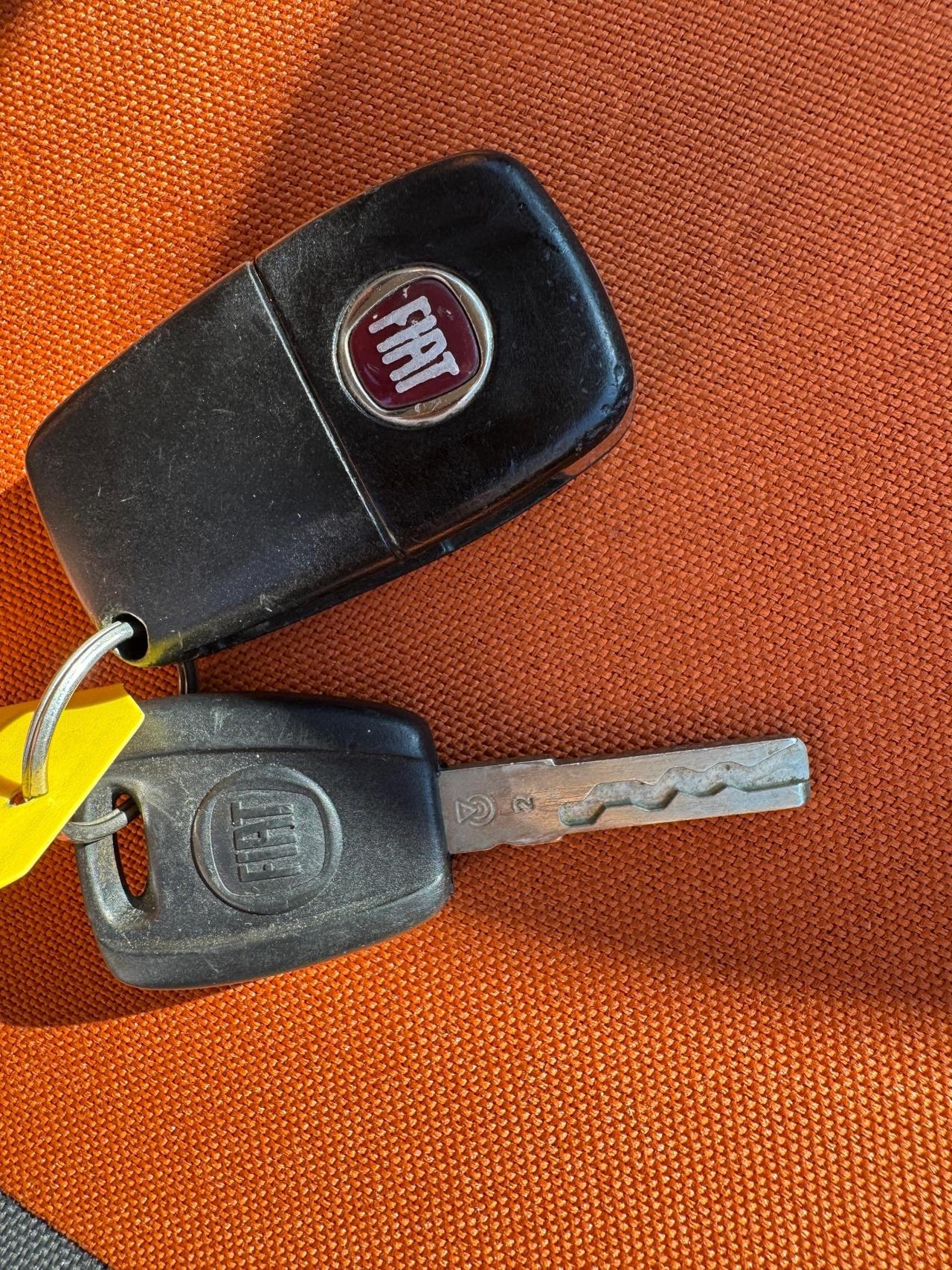 Fiat Panda 1.2 Benzina Natural Power Mamy