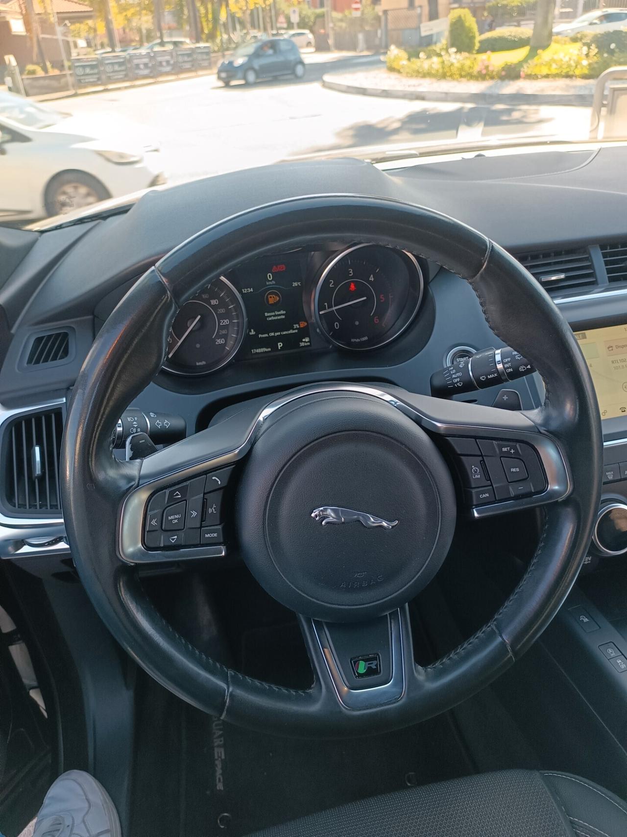 Jaguar E-Pace 2.0D 150 CV R-Dynamic