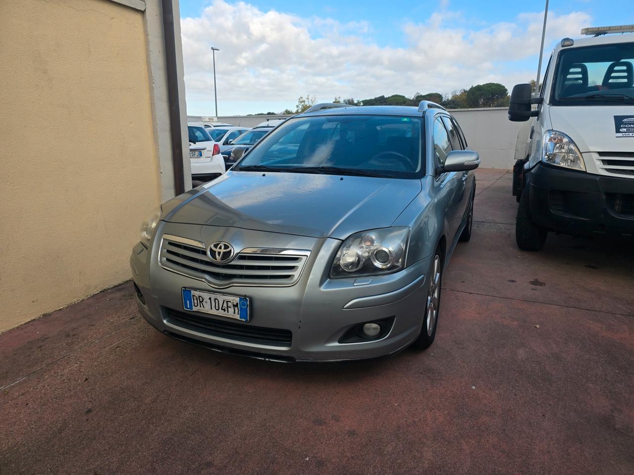 Toyota Corolla Verso 2.2 16V D-4D DPF Luna