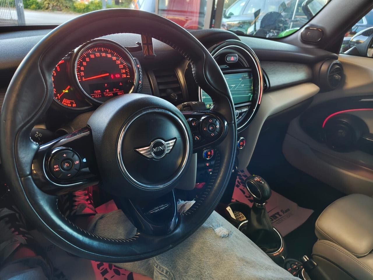 Mini 1.5 Cooper D Hype Cabrio