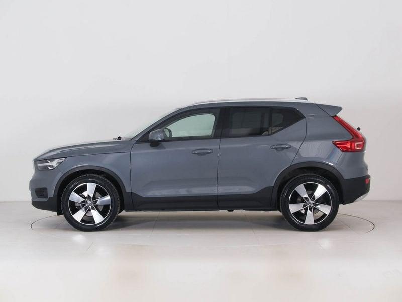 Volvo XC40 XC40 B4 AWD AUT MOMENTUM PRO