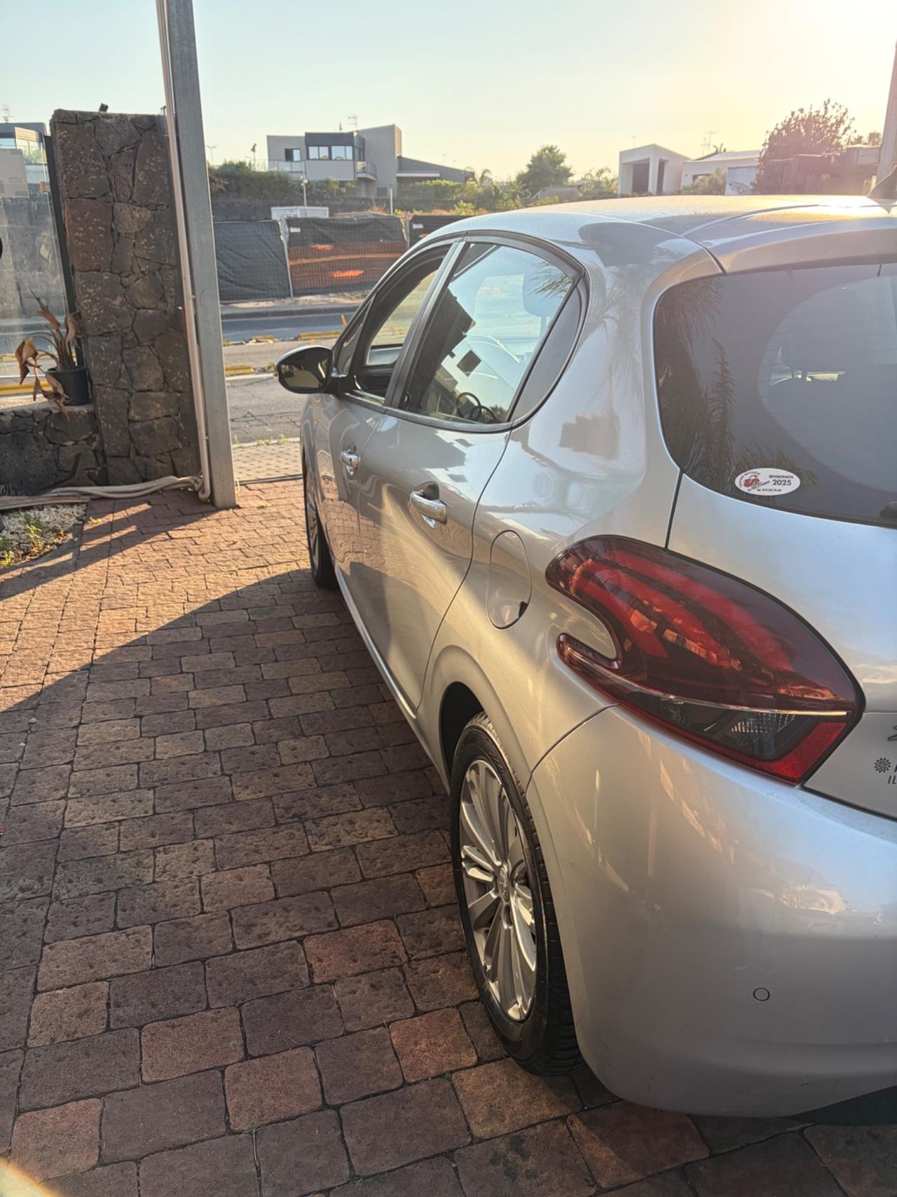 Peugeot 208 BlueHDi 100 5 porte Allure OFFERTA SETTIMANALE EURO 5900