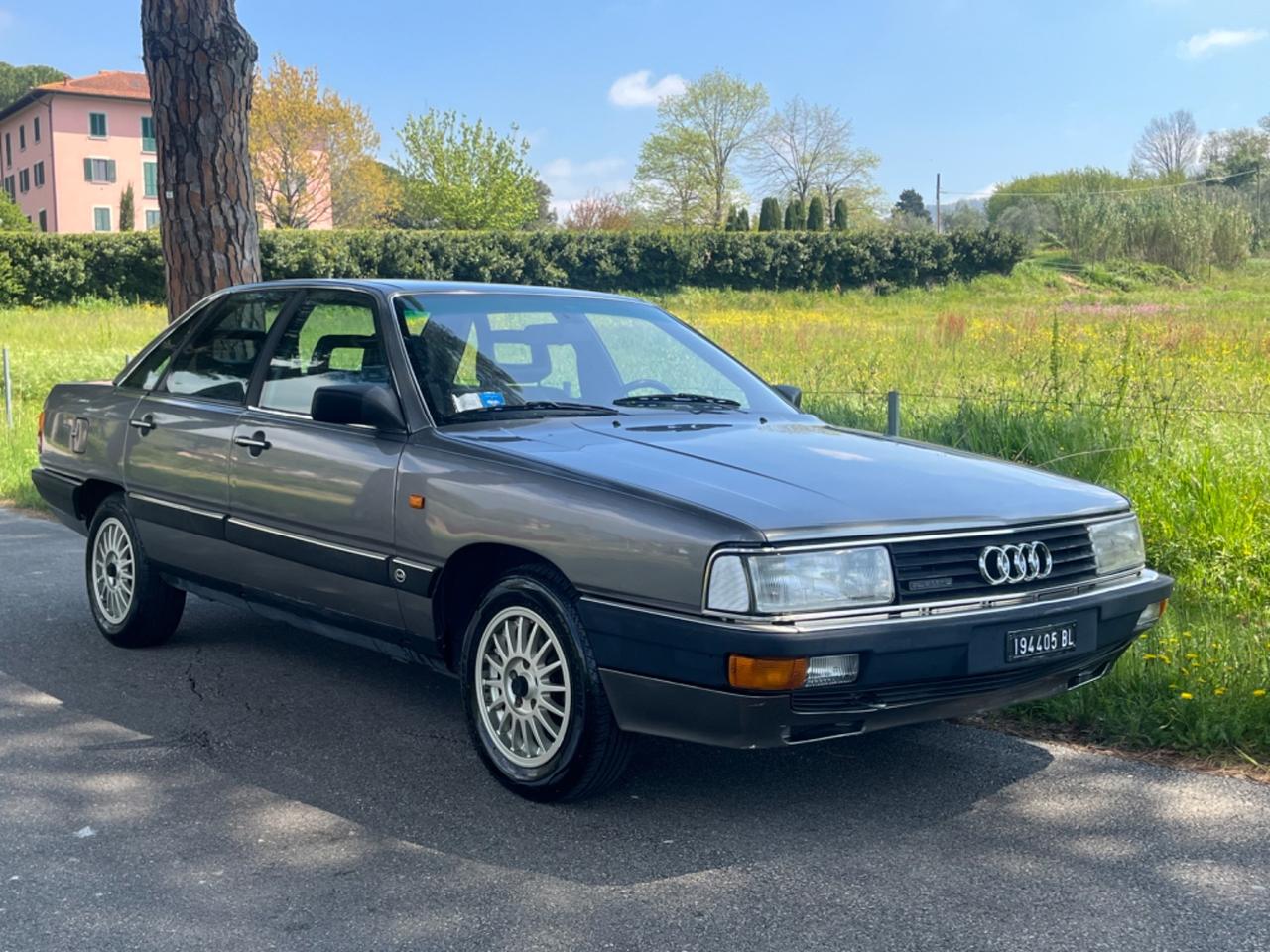 Audi 200 QUATTRO Turbo 2.2