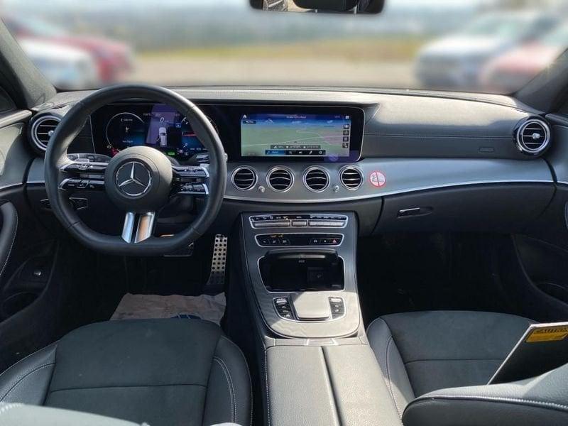 Mercedes-Benz Classe E E 220 d Mild hybrid S.W. AMG Line Night Pack tetto Camera 360°