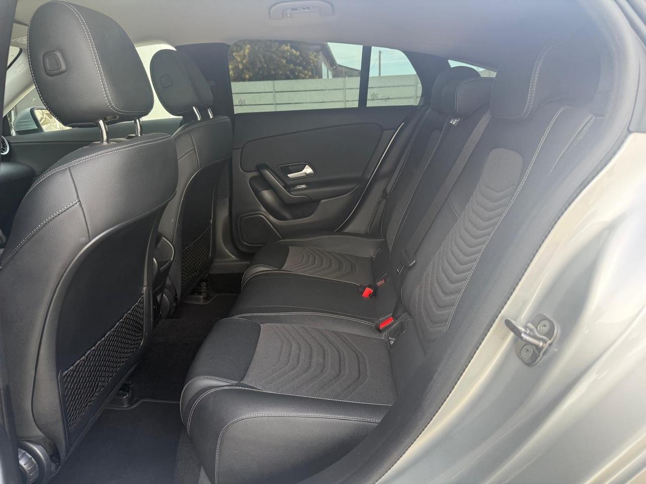 Mercedes-benz CLA 180 d Automatic Shooting Brake SPORT