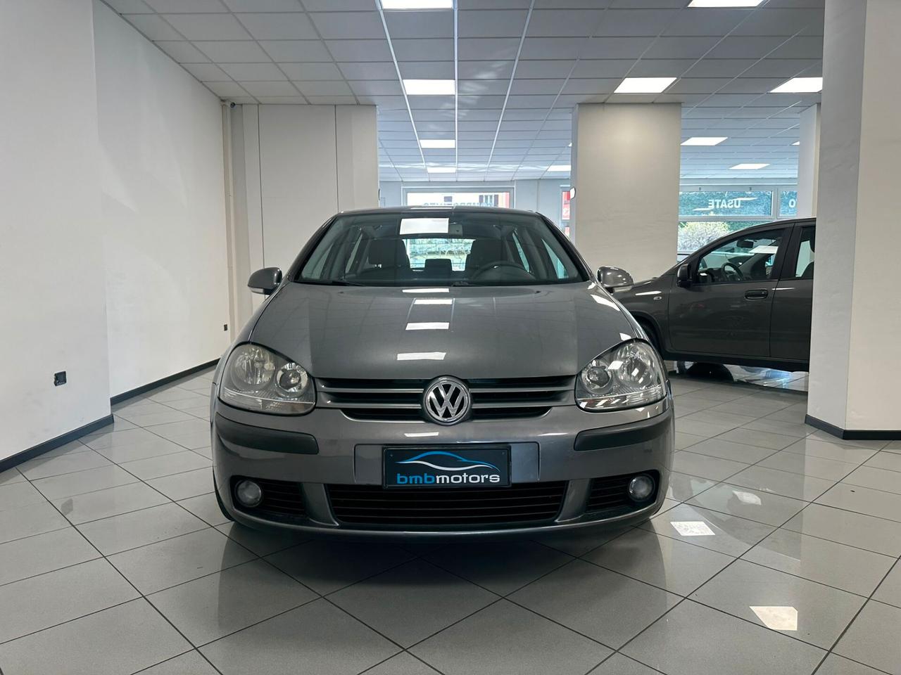 Volkswagen Golf 1.6 16V FSI 5p. Sportline