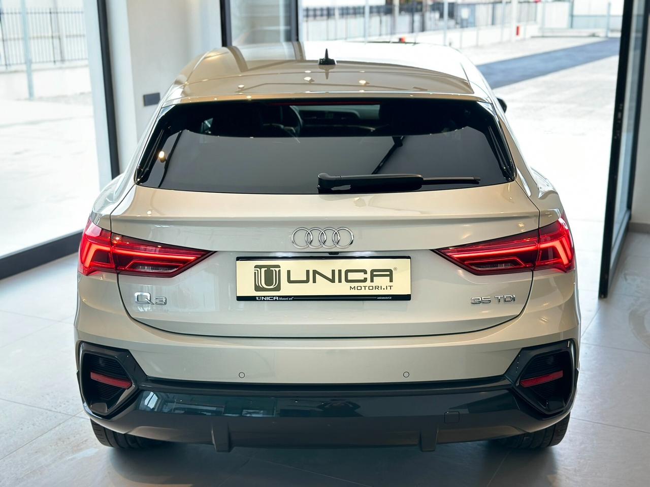 Audi Q3 SPB 35 2.0 tdi 150cv TIPTRONIC 39000KM UNICOPROPRIETARIO