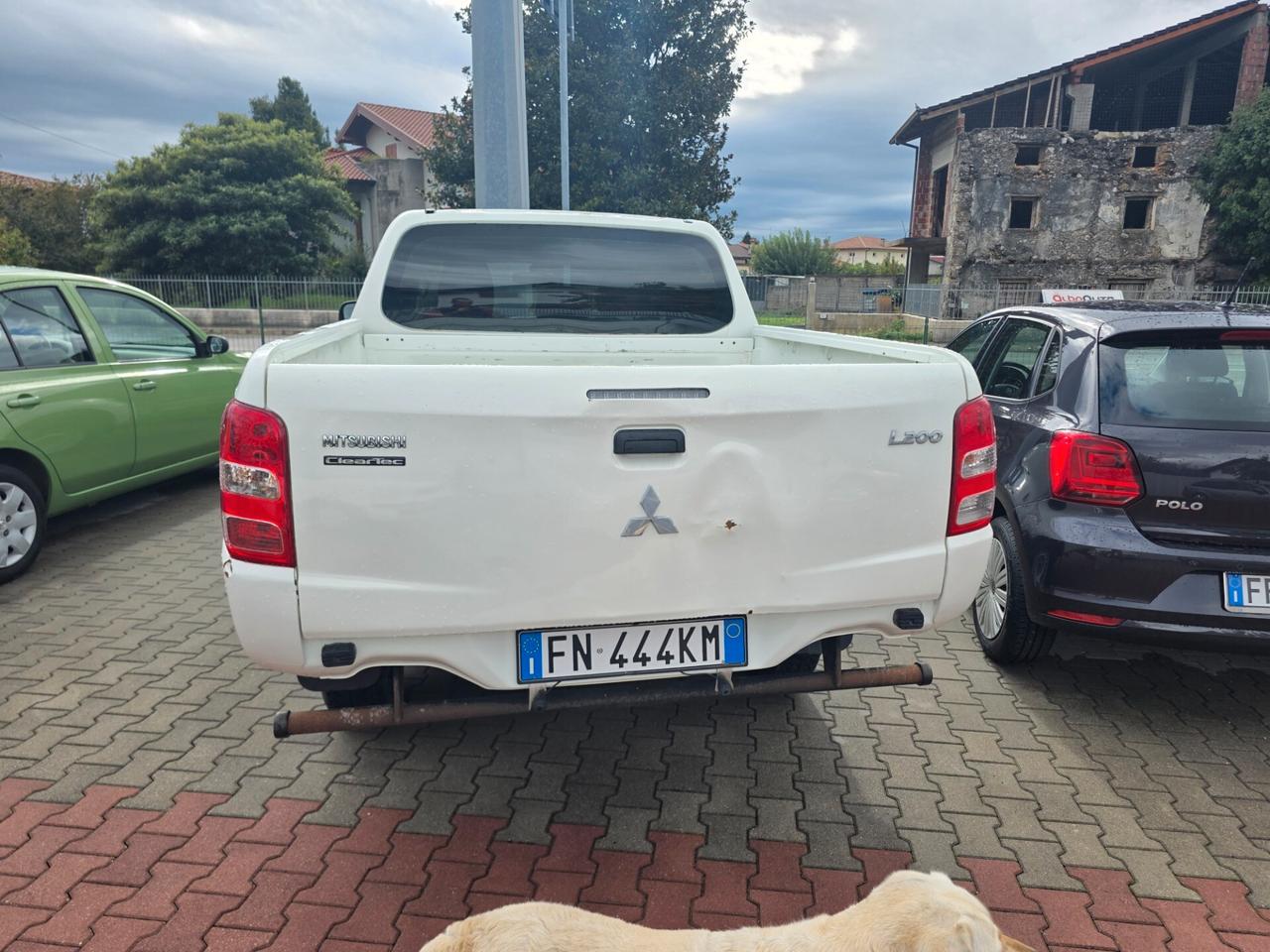 Mitsubishi L200 Autocarro preparata e garantito 12 mesi