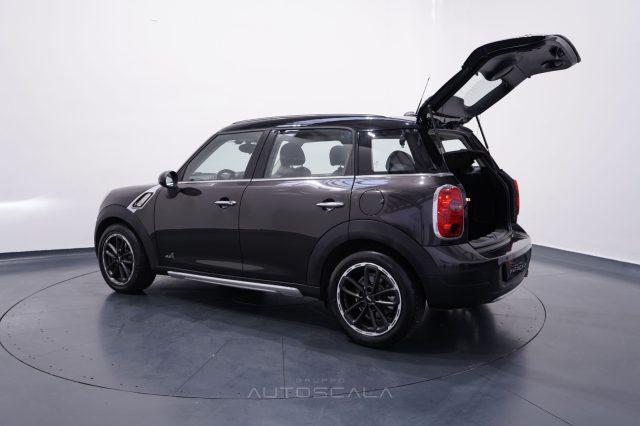 MINI Countryman Cooper D Business ALL4 Automatica