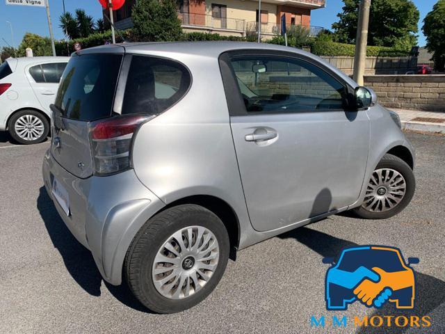 TOYOTA iQ 1.0 CVT Trend