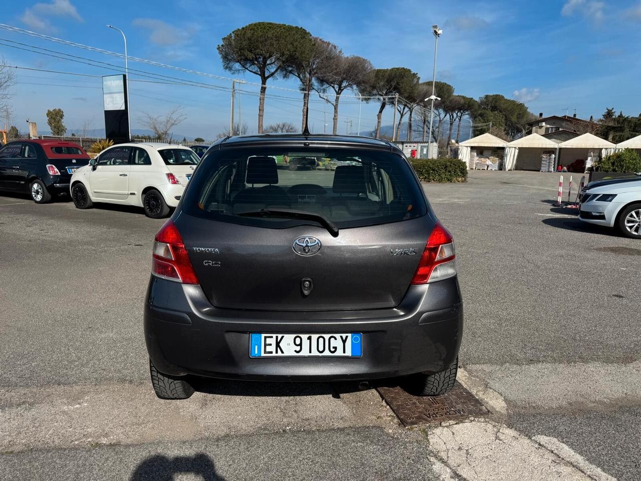 Toyota Yaris 1.3 BENZ 5P SOL KM 72000 - 2011