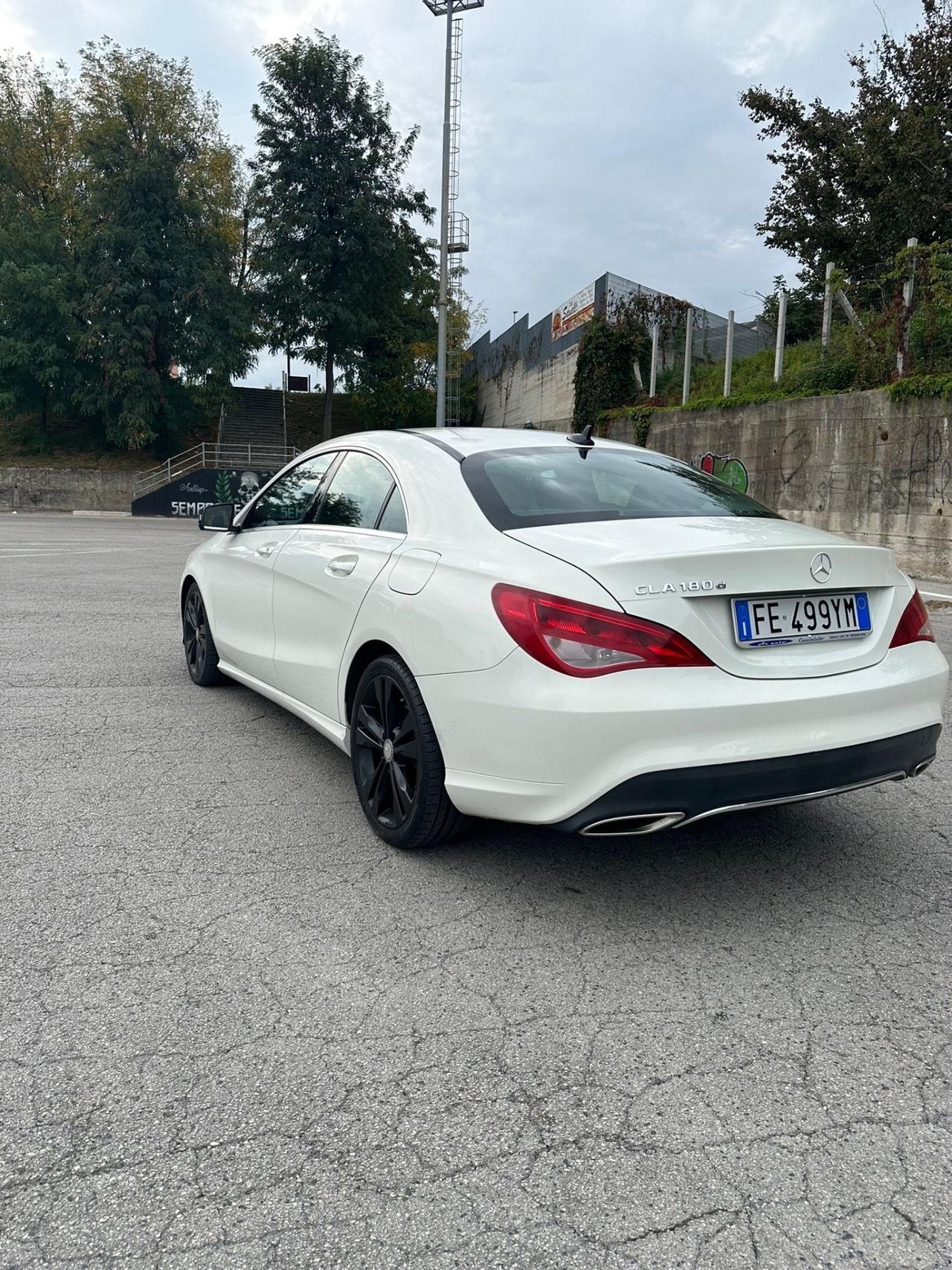 Mercedes-benz CLA 180 CLA 180 d Automatic Sport