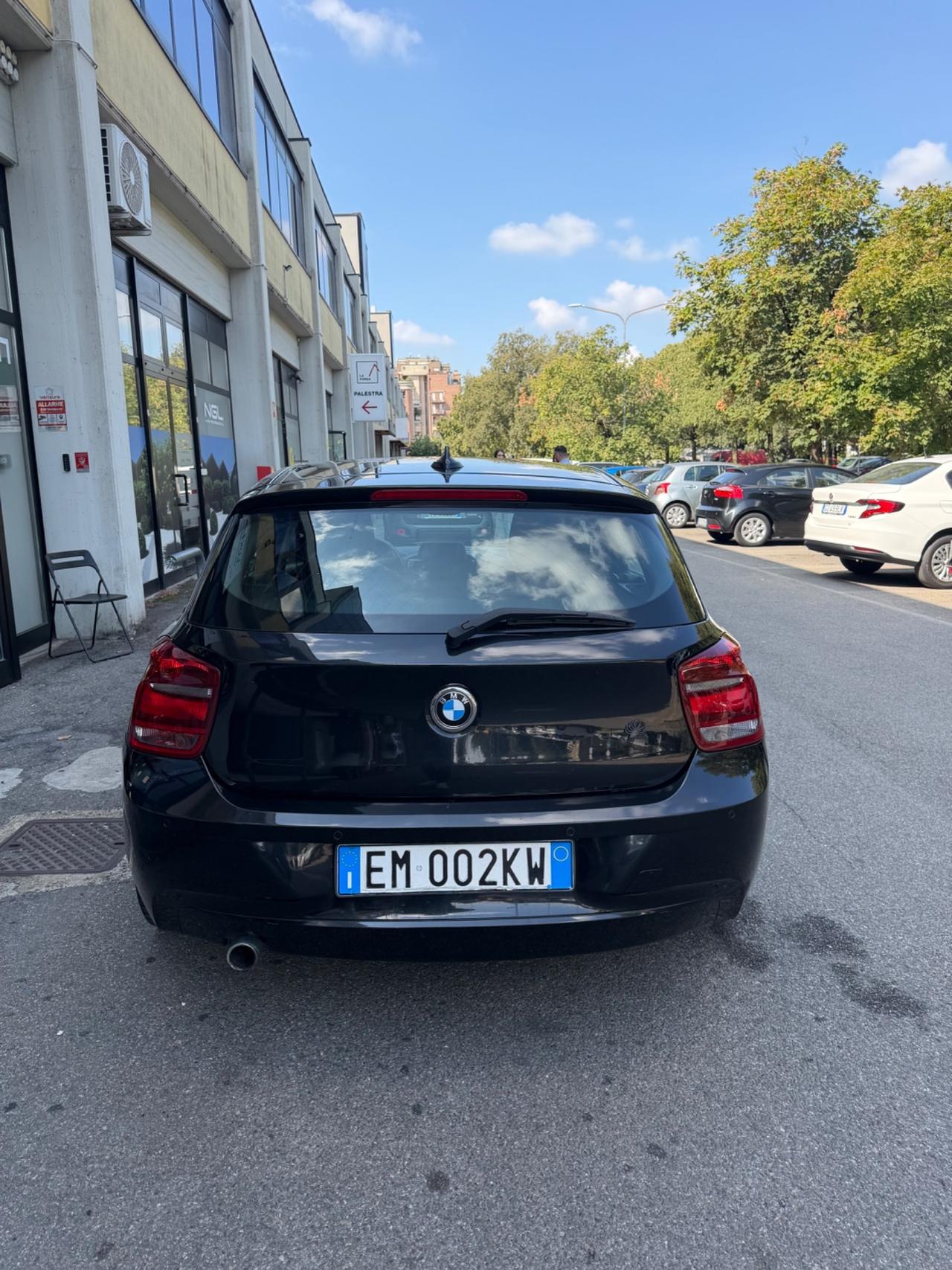 Bmw 118 118d 5p. Msport