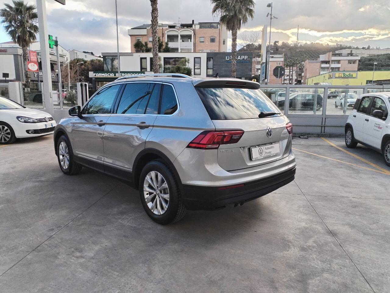 Volkswagen Tiguan 2.0 TDI SCR DSG Business BlueMotion Technology