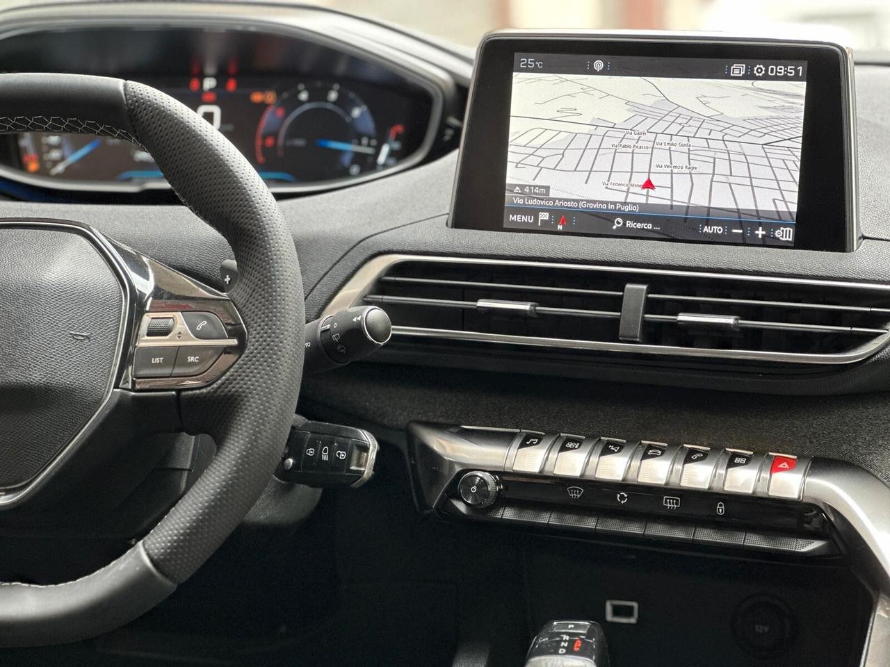 Peugeot 3008 1.6 120CV EAT6 Allure