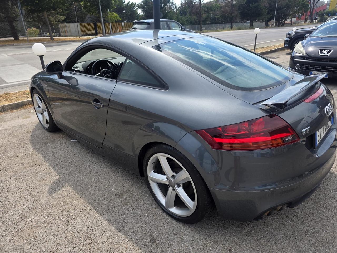 Audi TT Coupé 2.0 TDI ultra S line