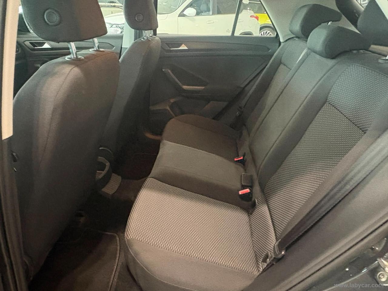 VOLKSWAGEN T-Roc 1.6 TDI SCR Business BlueMot.Tech.
