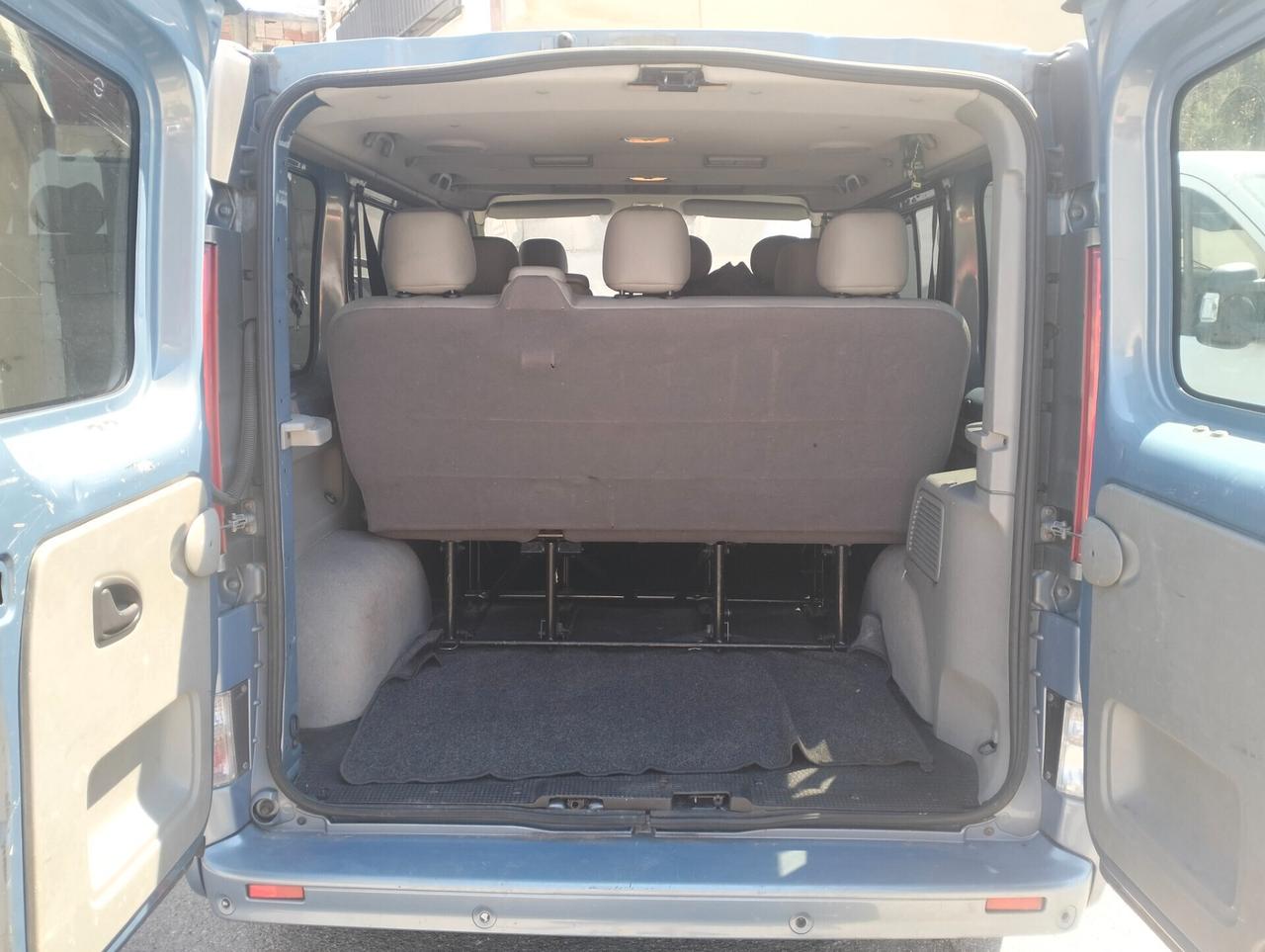 Opel Vivaro 27 2.0 CDTI 120CV PC-TN Combi 9 posti