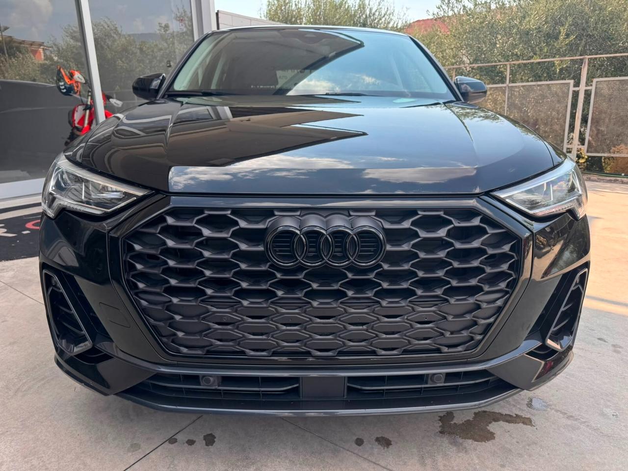 Audi Q3 SPB 35 TDI quattro S tronic Identity Black