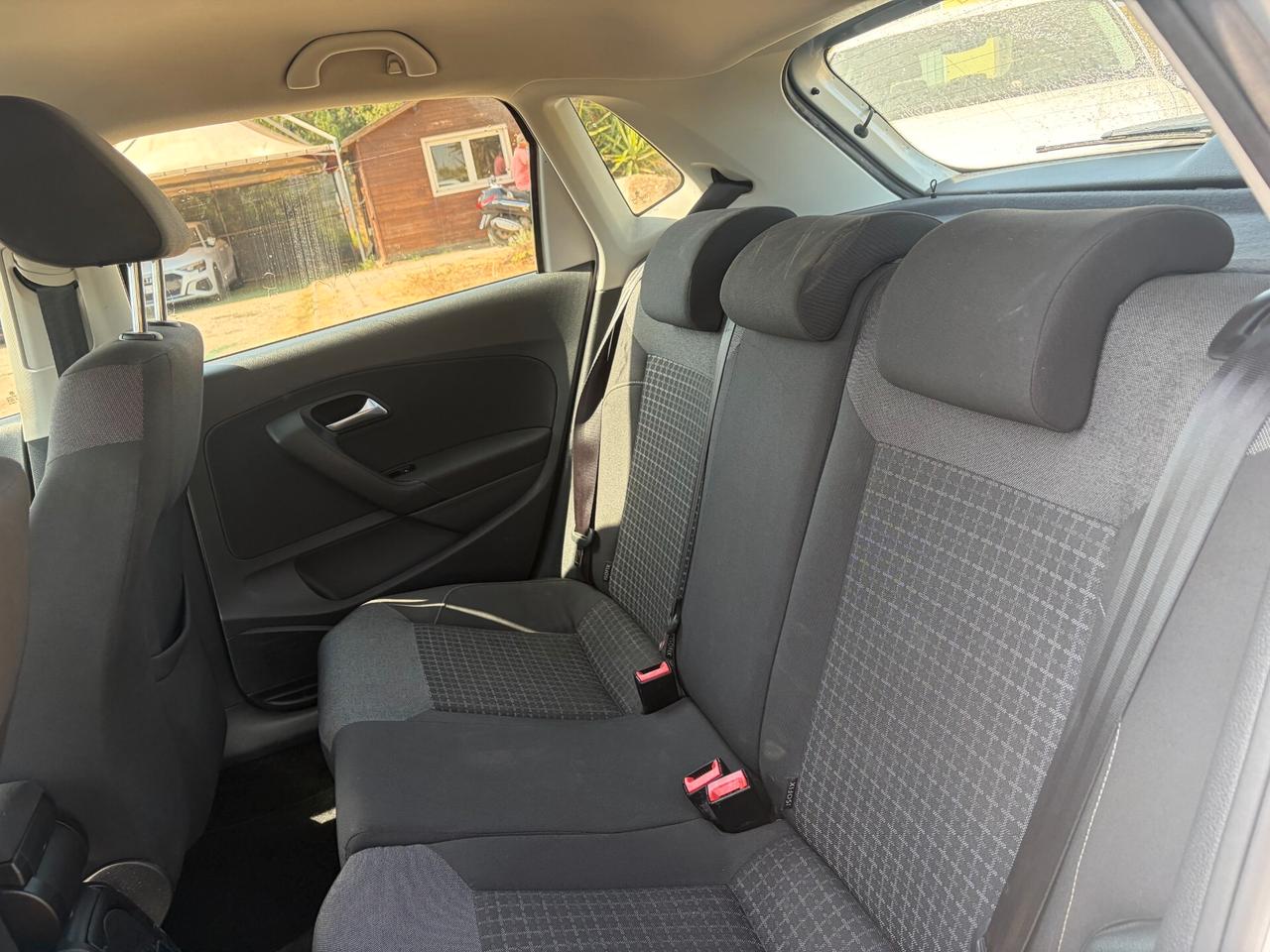 VOLKSWAGEN POLO 1.0 MPI 75CV ANNO 2016 GARANTITA 12 MESI