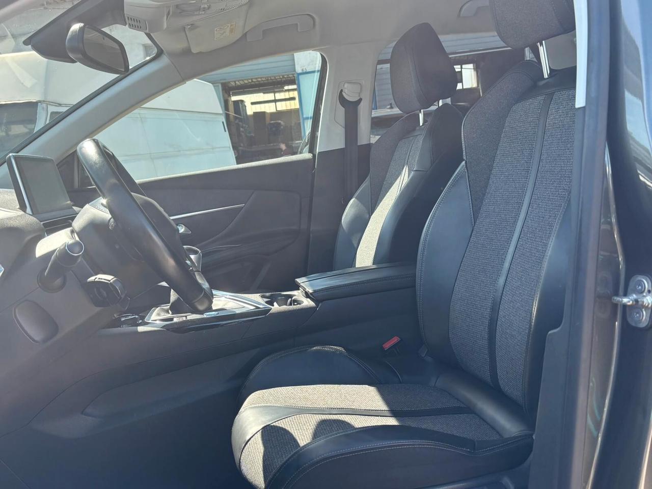 Peugeot 3008 BlueHDi 120 S&S Allure