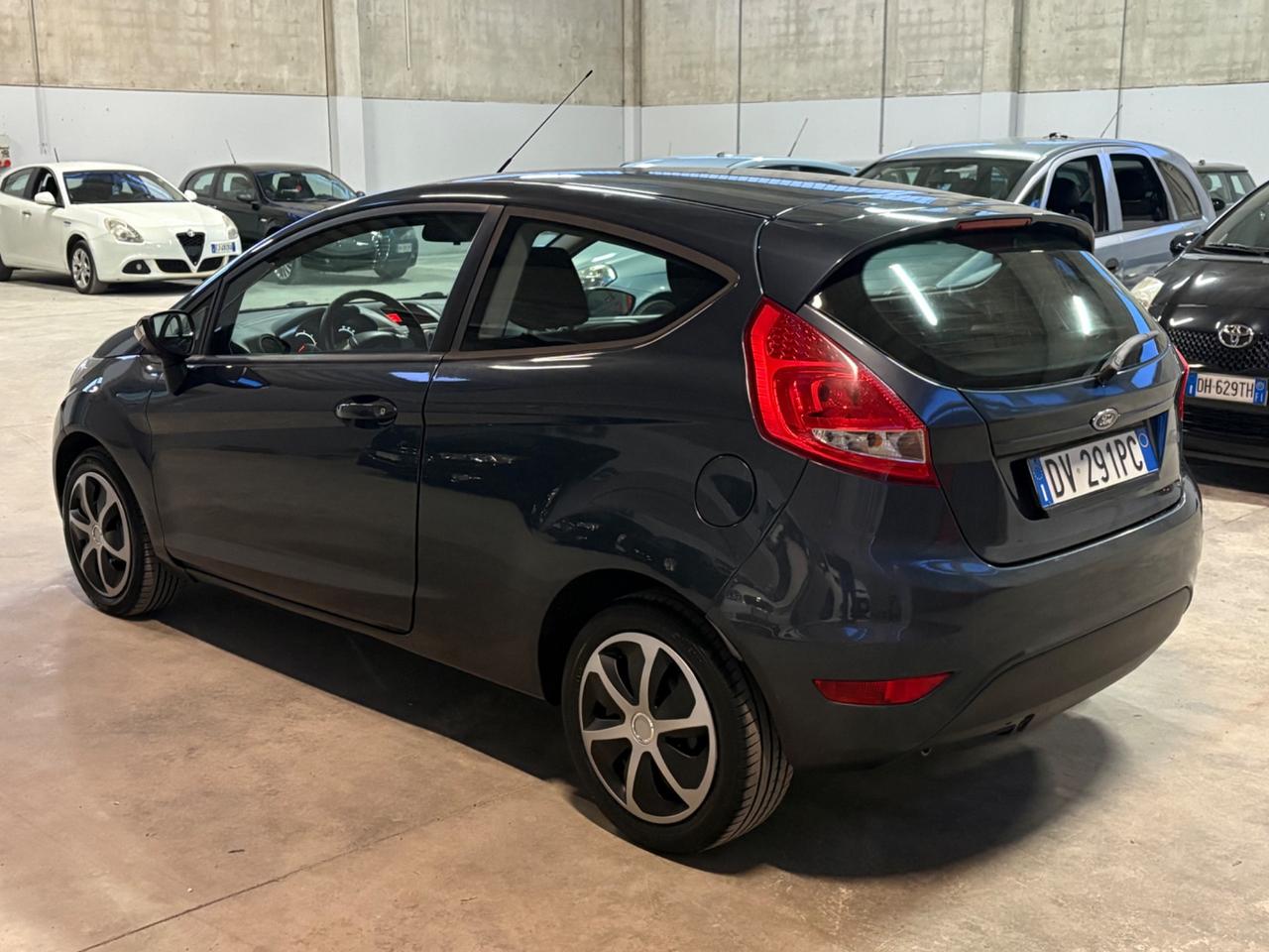 Ford Fiesta 1.2 82CV 3 porte Titanium UNICO PROPRIETARIO