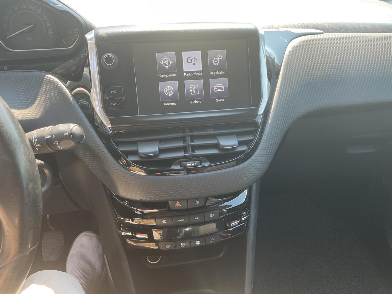 Peugeot 2008 BlueHDi 100 GT Line