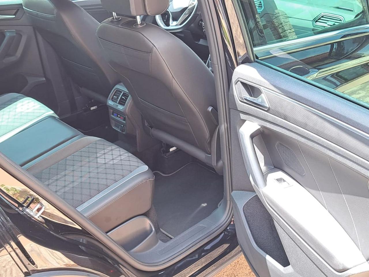 Volkswagen Tiguan R line 2.0 TDI #2781