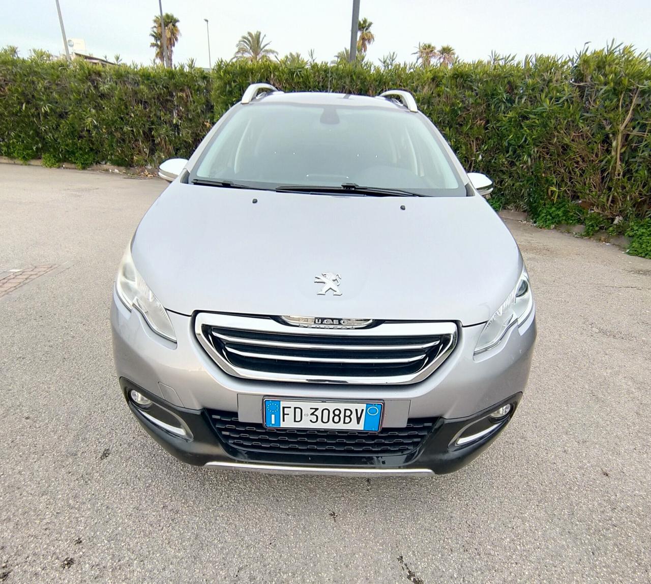 Peugeot 2008 BlueHDi 100 Allure