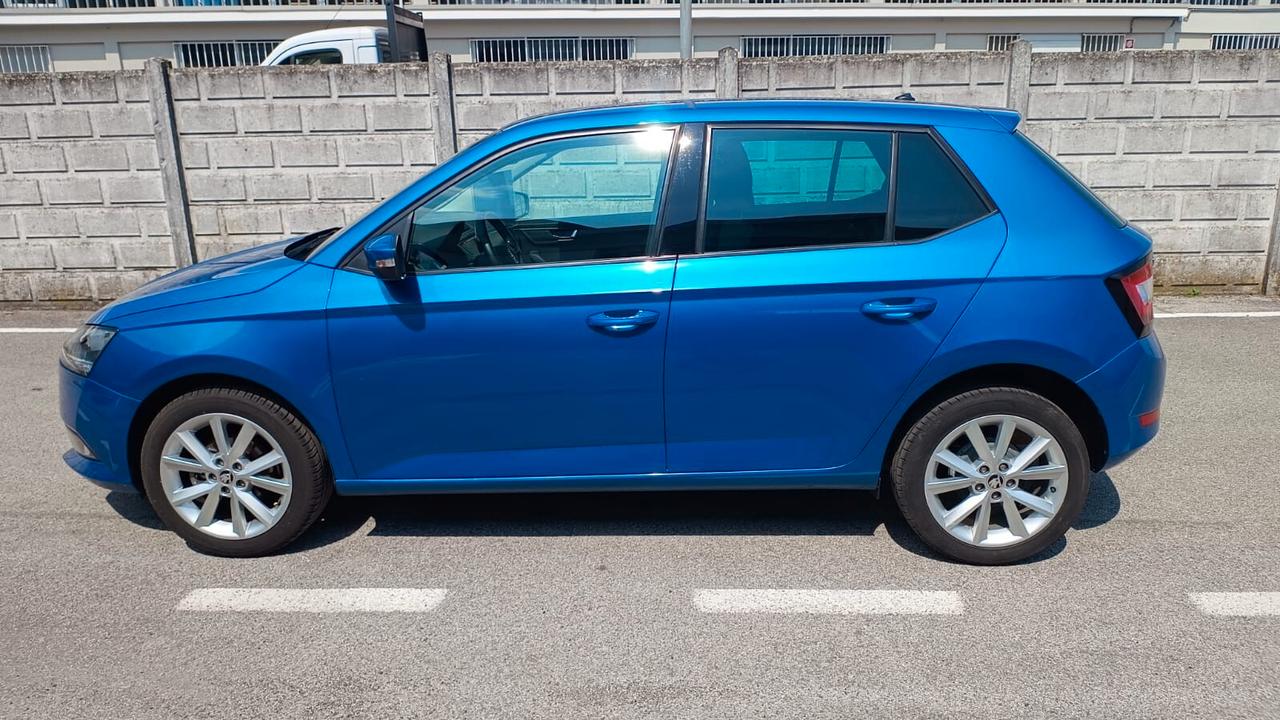 Skoda Fabia 1.0 MPI 75 CV Design Edition