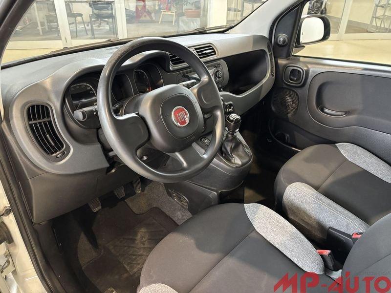 FIAT Panda 1.0 FireFly 70cv S&S Hybrid TUA A 237,00 AL MESE