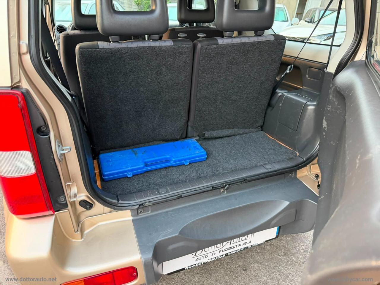 SUZUKI Jimny 1.3 4WD JLX