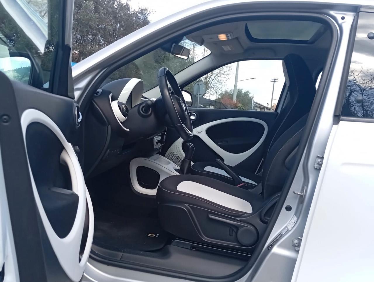 Smart ForFour PASSION 1.0 71CV KM 62000 COME NUOVA